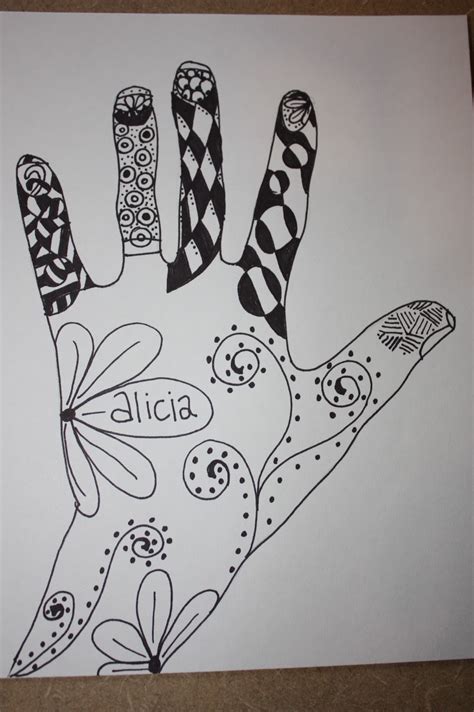 Art-A-Baloo Crew: Zentangle Hand Art