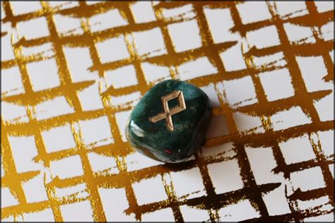 Othala Rune Meaning - SymbolScholar