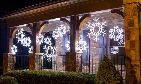 Outdoor Snowflake Icicle Lights - Outdoor Lighting Ideas