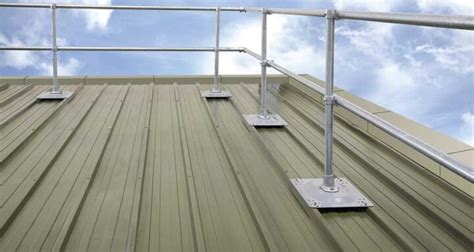 Metal Roof Safety Railings, fixed edge protection - Skyway