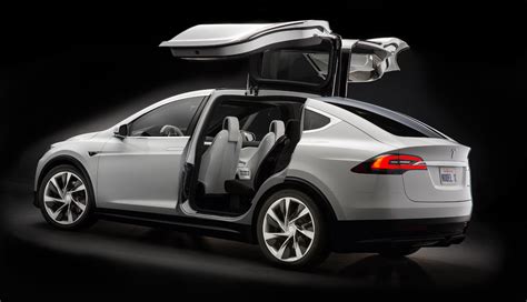 Tesla Model X: New 6 passenger seating option (images)