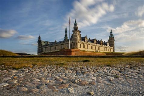 Exclusive Castle Tours of Hamlet's Kronborg & Frederiksborg in ...