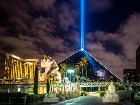 Huge light beam triggers invasion of grasshoppers in Las Vegas that ...