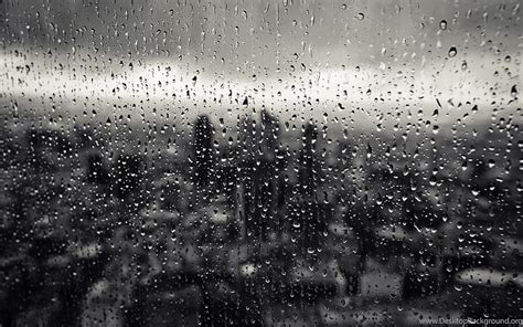 Rain on window. Rainy day in traffic. Blue/gray/red aesthetic ...