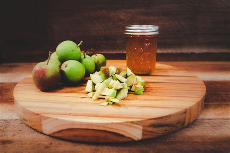 Make Your Own Pectin for Jams & Jellies: Homemade Apple Pectin Recipe ...