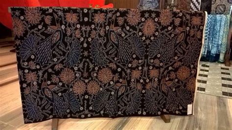 Batik Fabric Jogja Online using canting technique - Batik Dlidir