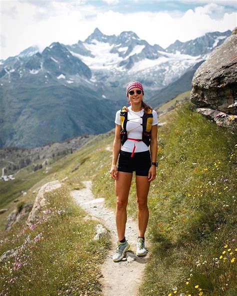 Trekking Outfit, Cute Hiking Outfit, Summer Hiking Outfit, Day Hike ...