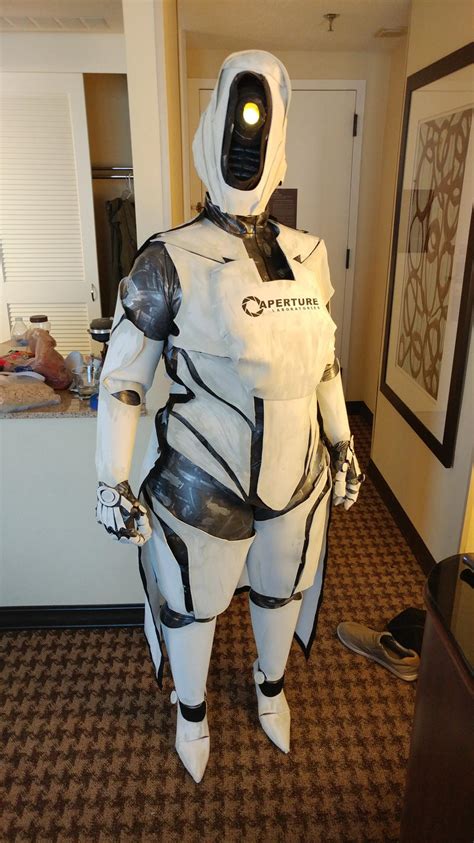 Glados cosplay by Leoma-silfren on DeviantArt