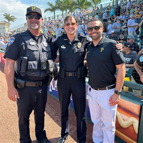 Bradenton Police on Twitter: "BPD's Honor Guard, Chief Bevan, Officers ...