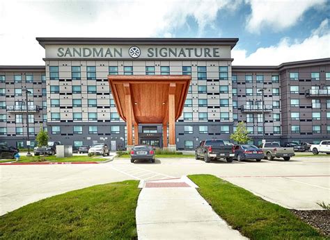 Sandman Signature Plano-Frisco Hotel - UPDATED 2024 Prices, Reviews ...