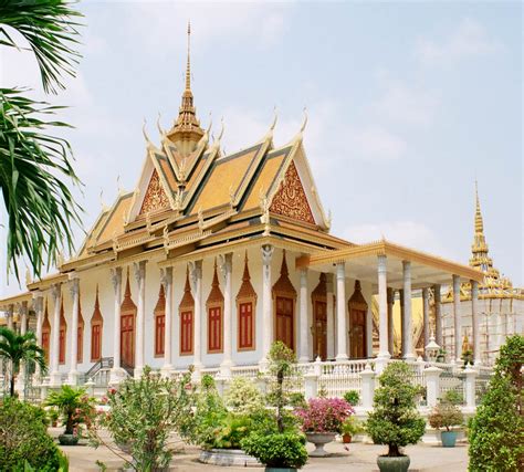 Satellite View of Royal Palace and National Museum, Phnom Penh ...