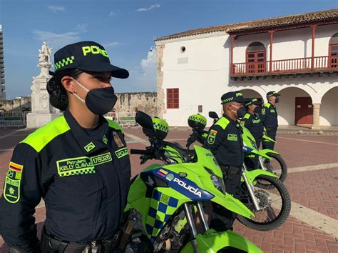 Policía Nacional estrena su nuevo uniforme en 10 ciudades colombianas ...