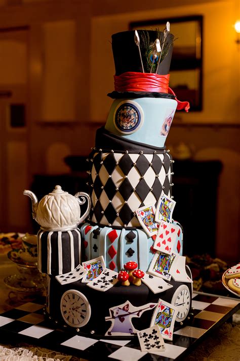 Alice in Wonderland-Themed Wedding Cake