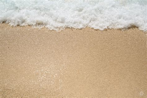 Sea Wave on Sand Texture - High-quality Free Backgrounds