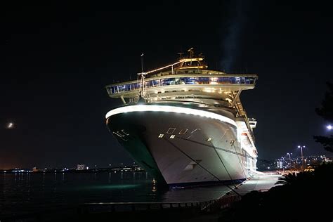 Free photo: cruise, ship, night, night view | Hippopx