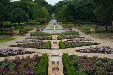 Fort Worth Botanical Garden is one of the very best things to do in Dallas