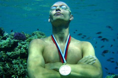 Danish diver holds world record for holding breath underwater | Daily Star