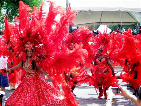 Travelling Central America: Big People Party!! @ Trinidad Carnival