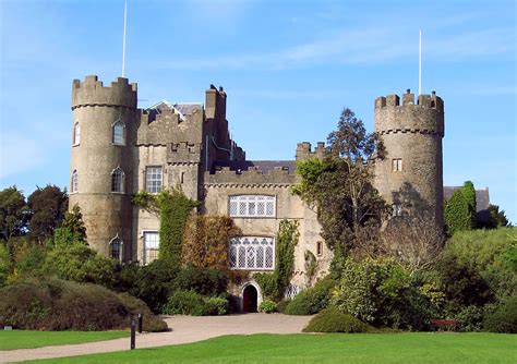 20 Best Castles in Ireland - Road Affair