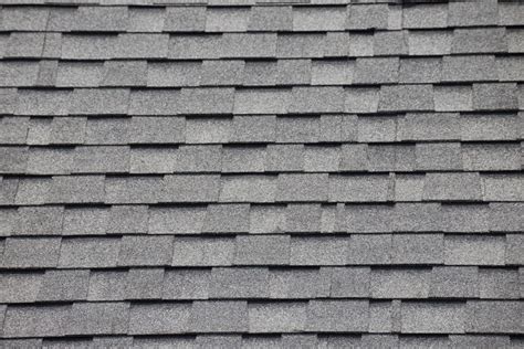 Metal Roof Vs Shingles: Pros & Cons (Homeowners Guide)