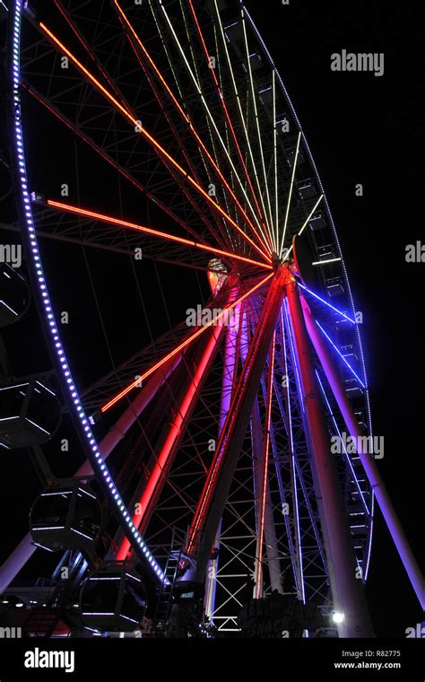 Ferris wheel in the Island of Pigeon Forge, TN Stock Photo - Alamy