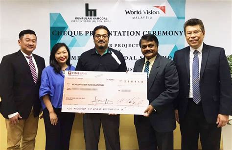 World Vision Malaysia - Cheque Presentation Ceremony - Kumpulan Hamodal ...