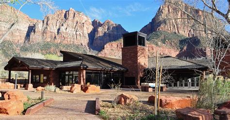 Zion National Park Visitor Center | The Dye Clan