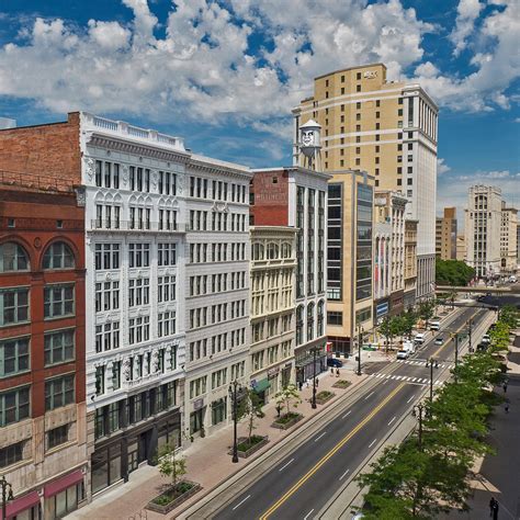 Detroit’s Architecture Yesterday to Tomorrow - Historic Walking Tour ...