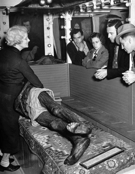 John Wilkes Booth Cadaver Photos: 1938 Carnival Display | Time.com