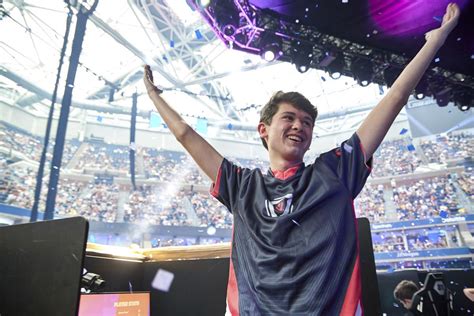 Meet ‘Bugha,’ the Pennsylvania teen who won the Fortnite World Cup’s $3 ...