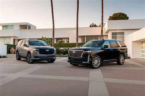 Cadillac Escalade vs. Cadillac Escalade ESV: Dimensions