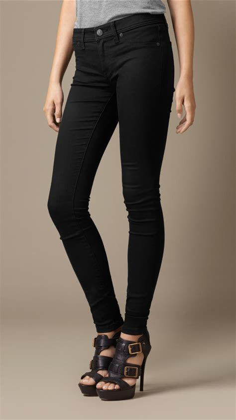 Burberry Skinny Fit Low-rise Power-stretch Jeans in Black | Lyst