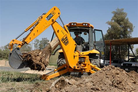 File:JCB 3CX Backhoe loader.jpg - Wikipedia