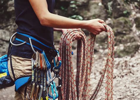 Climbing Ropes: How to Choose the Right One (2024 Guide)