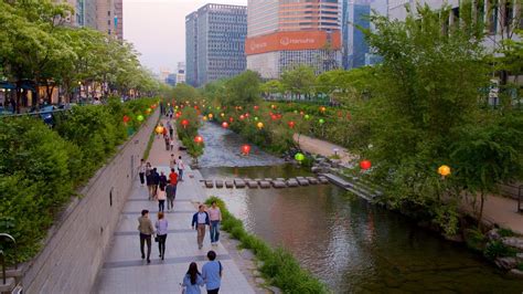 Cheonggyecheon Pictures: View Photos & Images of Cheonggyecheon