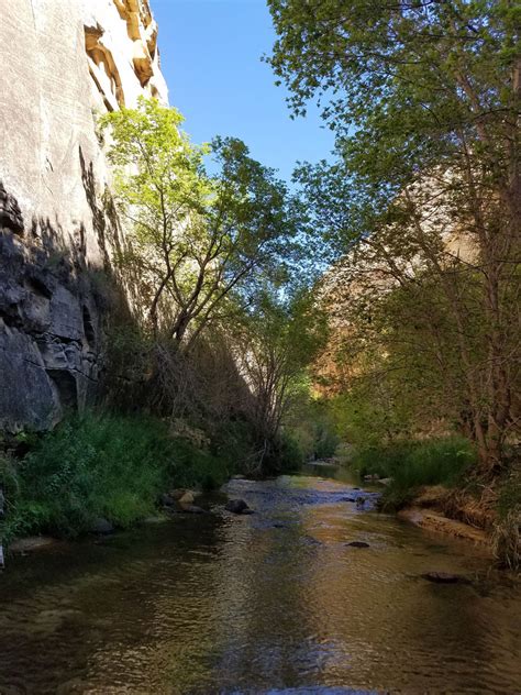 Escalante River - Hike and Horseback near Escalante, Utah - Free Arenas