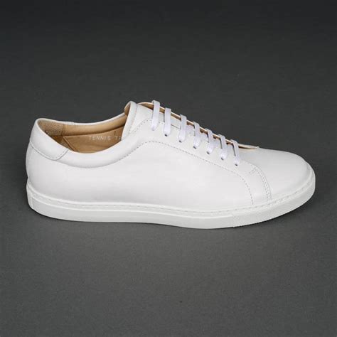 The 10 Best White Sneakers For Men in 2019