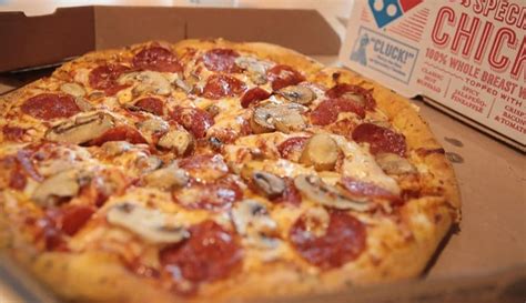 Different Types Of Crusts In Domino's- The Best Crust?