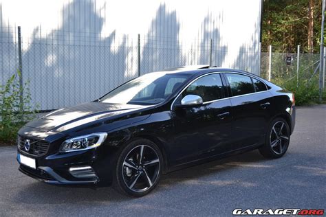 2014 Volvo S60 R Design – arthatravel.com