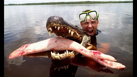 Epic Alligator Attack Prank - YouTube