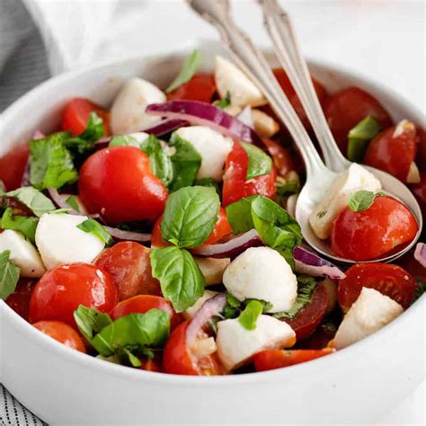 Tomato Mozzarella Salad (with fresh basil!) - The Cheese Knees