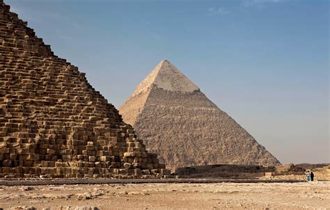 Explore the Shimmering Deserts and Other-worldly Pyramids of Egypt ...