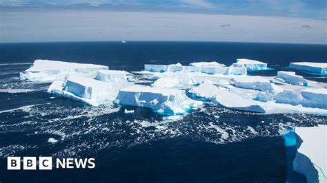 Split signals end for remnant of Antarctic iceberg A68a