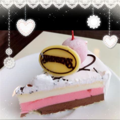 Food Is My Life: Swensen Ice-cream Cake (3 layered of different flavours)