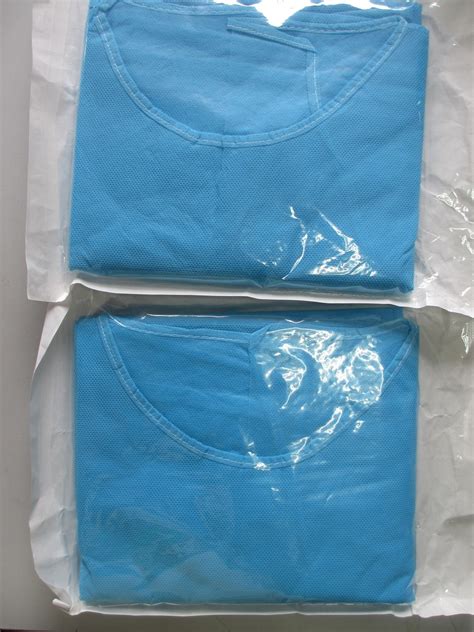 Disposable Sterile PP Material or SMS Material Surgical Gown with ...