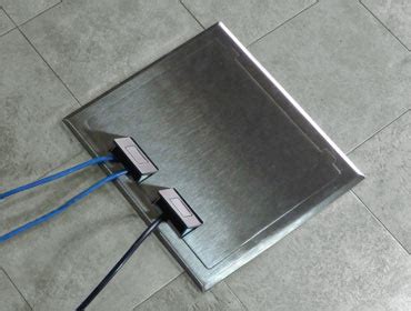 How To Install An Electrical Outlet In A Concrete Floor | Viewfloor.co