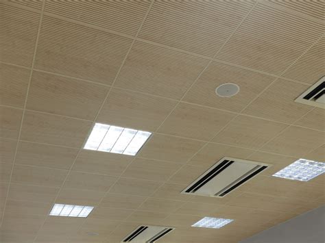 Sound absorbing ceiling panels SOUNDLESS MODULAR By ITP