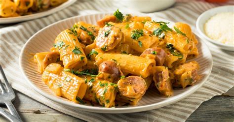 Easy Chicken Apple Sausage Pasta Recipe 2023 - AtOnce