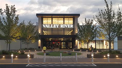 Valley River Center | Home