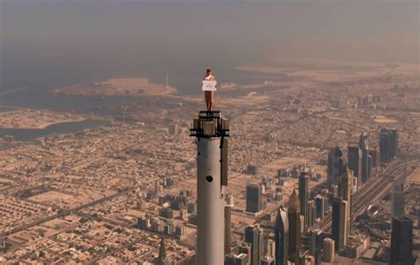 Tom Cruise Burj Khalifa Top Sitting